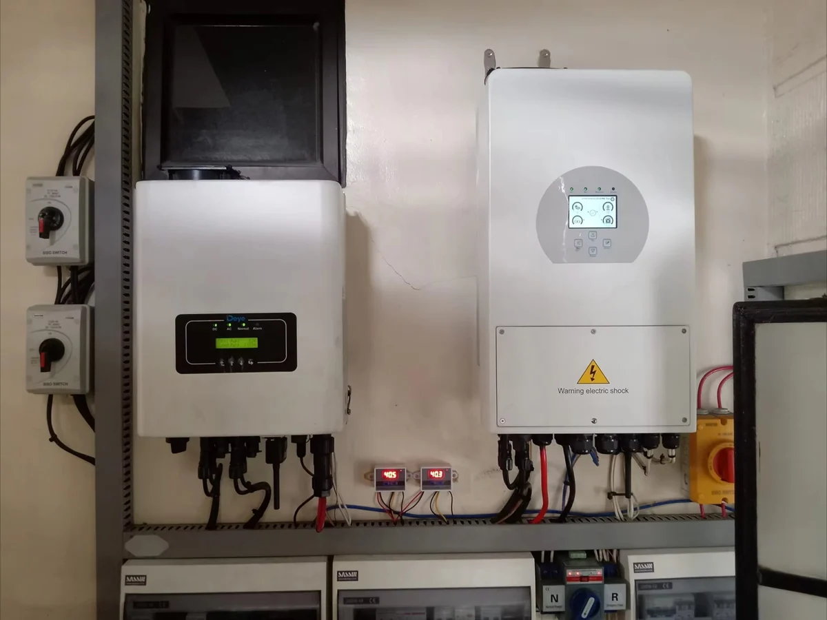 Deye SUN-3K-SG04LP1-EU-SM1 Hybrid-Wechselrichter, 3 kW, 1 Phase, 48 V, WLAN — фото 5